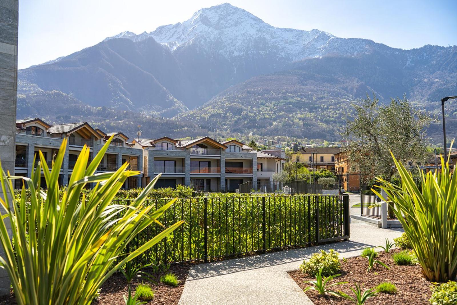 Lago Dorato Luxury Apartments & Villa - Lake Como View Colico Exterior foto